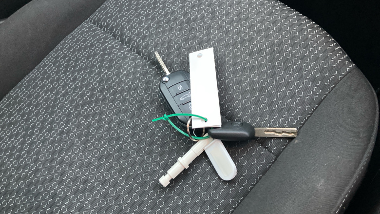 Vauxhall Crossland 1.2 Design 5dr Petrol Hatchback